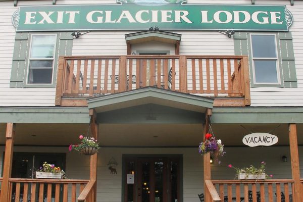 Exterior of Exit Glacier Lodge